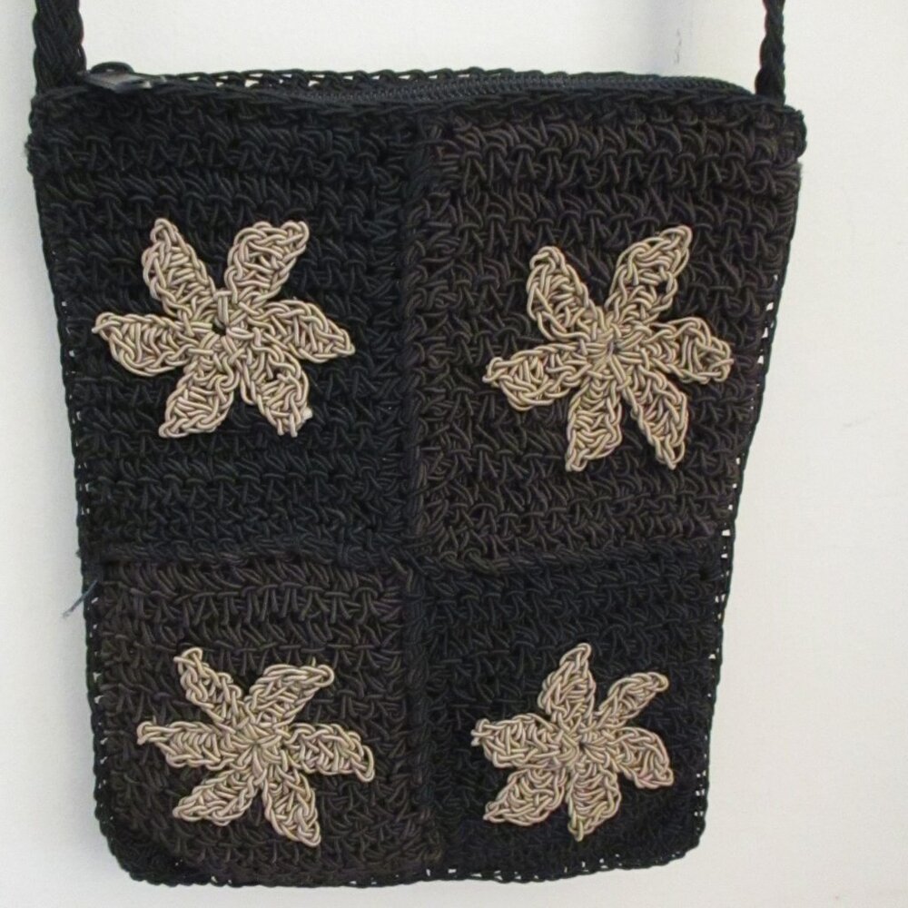 Vintage Unbranded 2 Tone Black Crochet Knit Shoulder Bag, Tan Flowers&Coin Purse